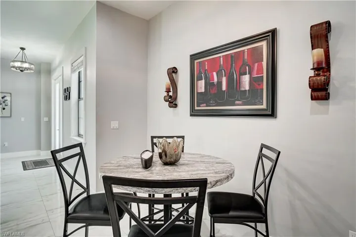 2661 43rd Ave Ne, Naples, Florida 34120