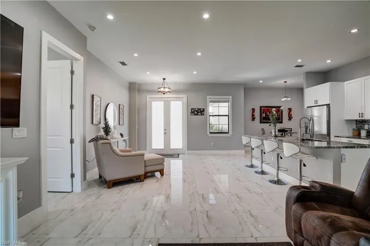 2661 43rd Ave Ne, Naples, Florida 34120