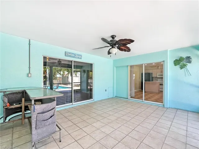 View of terrace with ceiling fan