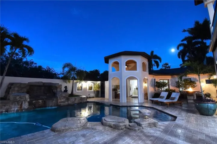 1229 Plumosa Dr, Fort Myers, Florida 33901
