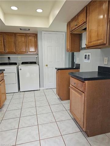 27 Palm BLVD, LEHIGH ACRES FL 33936
