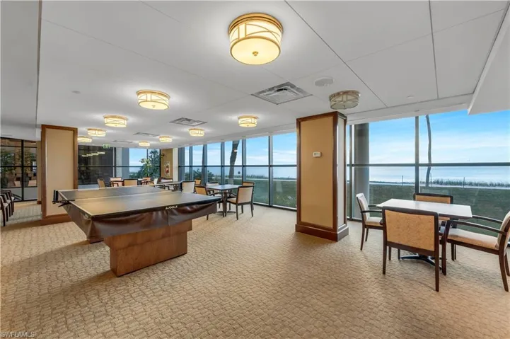 4951  Gulf Shore N BLVD, Naples, FL 34103