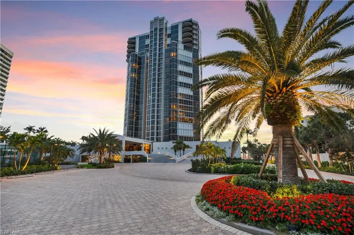 4951  Gulf Shore N BLVD, Naples, FL 34103