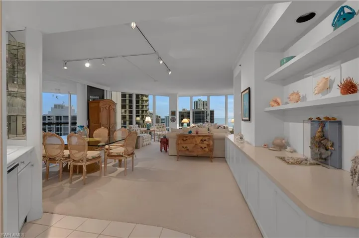 4951  Gulf Shore N BLVD, Naples, FL 34103
