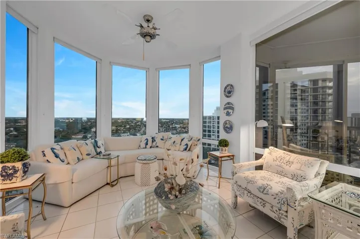 4951  Gulf Shore N BLVD, Naples, FL 34103