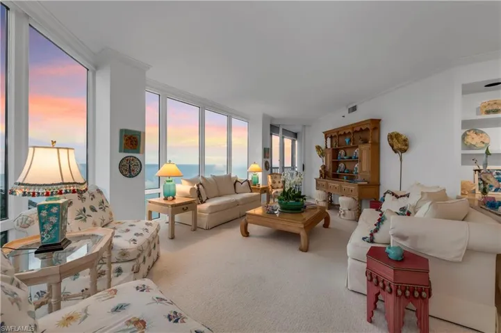 4951  Gulf Shore N BLVD, Naples, FL 34103