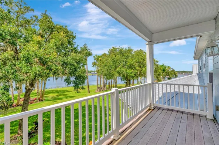 Balcony upstairs