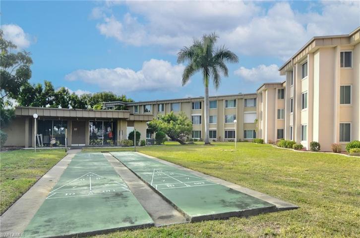 2264 Winkler AVE # 114, FORT MYERS FL 33901