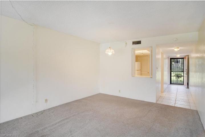 2264 Winkler AVE # 114, FORT MYERS FL 33901