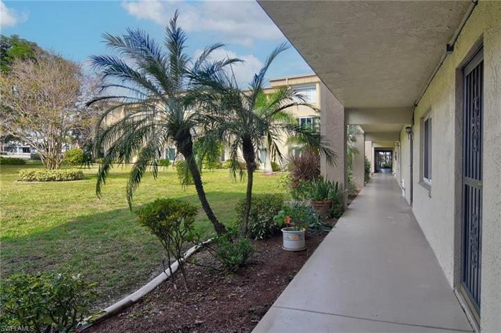 2264 Winkler AVE # 114, FORT MYERS FL 33901