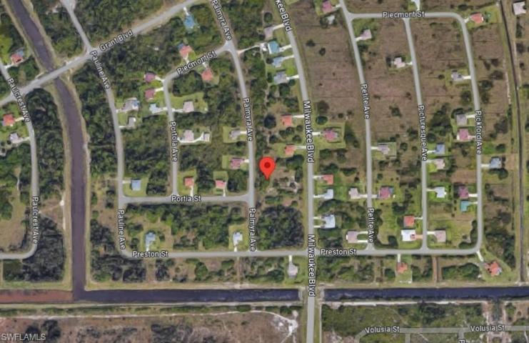425 Palmyra AVE, LEHIGH ACRES FL 33974