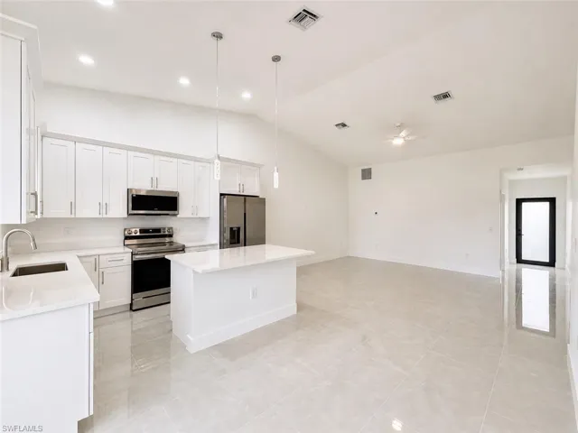 4412 25th St Sw, Lehigh Acres, Florida 33973
