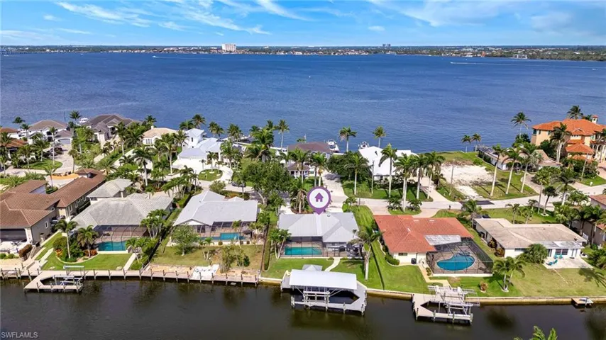 5630 Riverside Dr, Cape Coral, Florida 33904