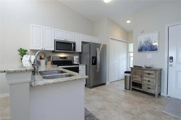 7870  Mahogany Run  LN, Naples, FL 34113