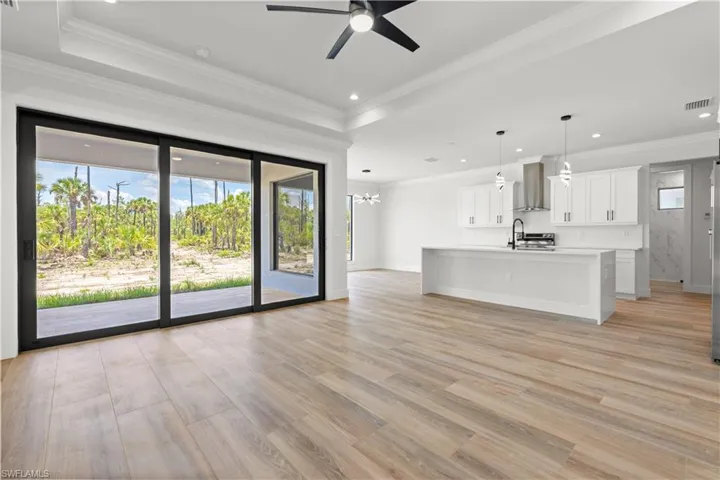 3463  14th AVE SE  , Naples, FL 34117