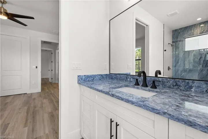 3463  14th AVE SE  , Naples, FL 34117