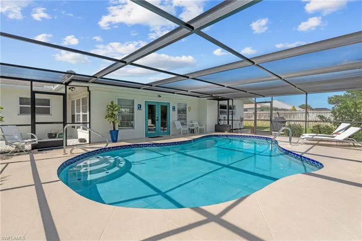 4116 Country Club Blvd, Cape Coral, Florida 33904