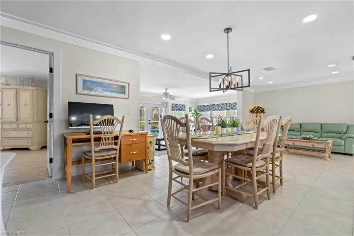 4116  Country Club  BLVD, Cape Coral, FL 33904