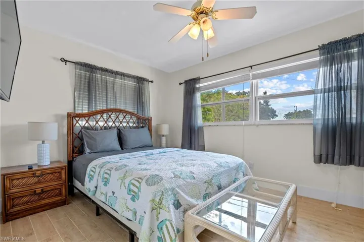 4116 Country Club Blvd, Cape Coral, Florida 33904