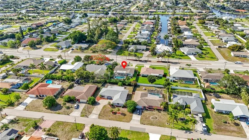 4116  Country Club  BLVD, Cape Coral, FL 33904