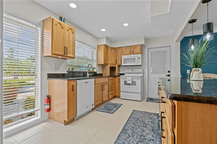 4116 Country Club Blvd, Cape Coral, Florida 33904