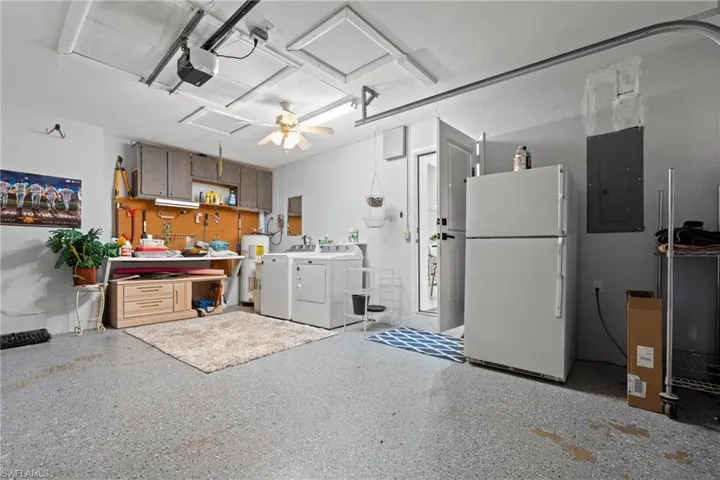 4116 Country Club Blvd, Cape Coral, Florida 33904
