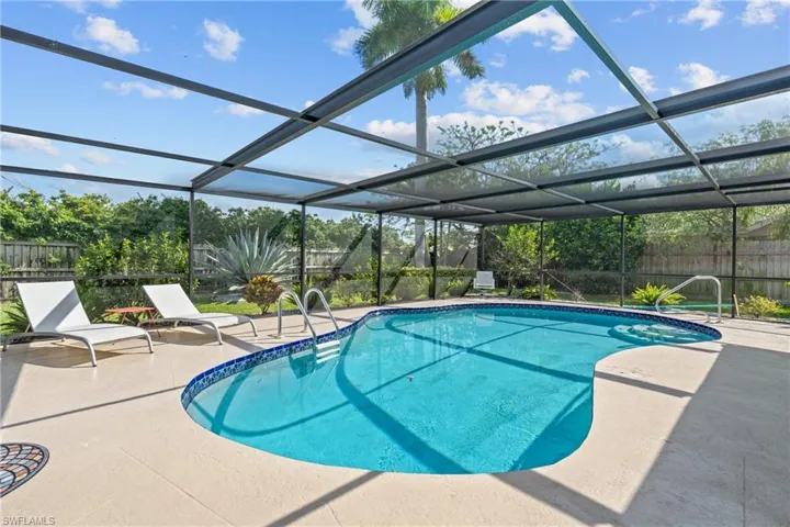 4116  Country Club  BLVD, Cape Coral, FL 33904