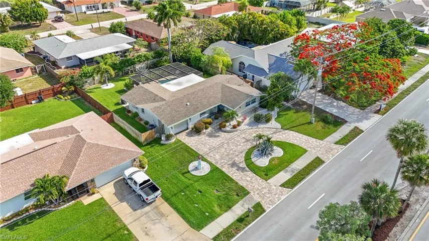 4116 Country Club Blvd, Cape Coral, Florida 33904