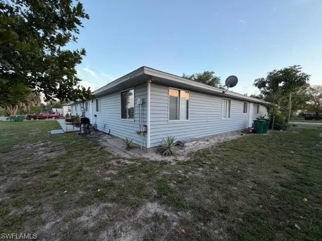 OTHER SIDE VIEW/BACK VIEW