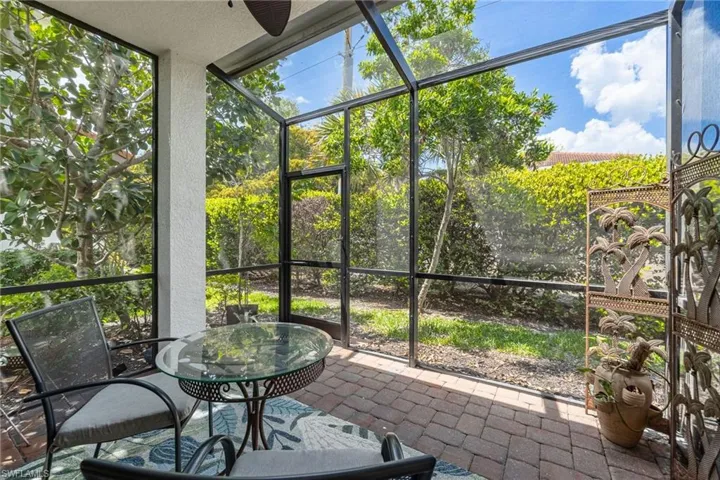 Private Screen in Patio