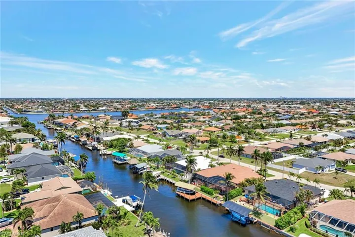 4536 Sw 12th Pl, Cape Coral, Florida 33914