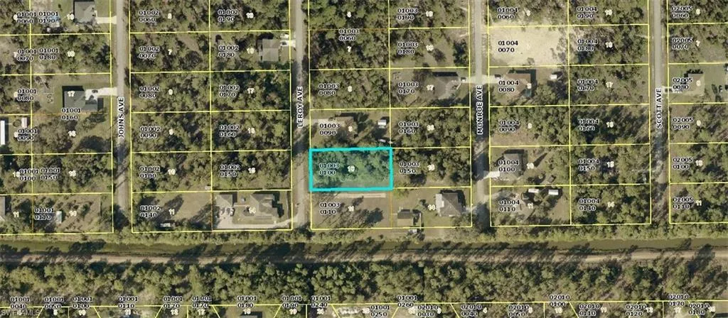 4 Leroy Ave, Lehigh Acres, Florida 33936