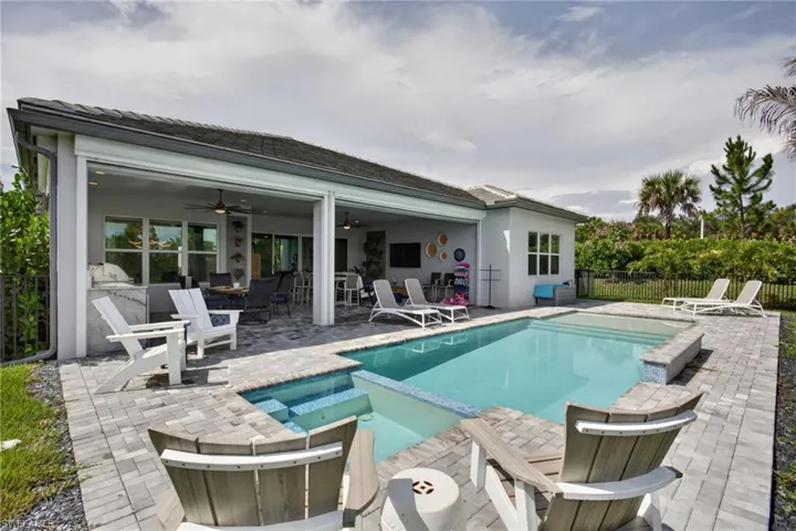 12217 Eucalyptus Way, Naples, Florida 34120