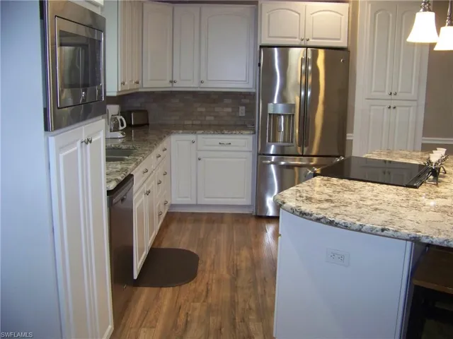All stainless steel appliances