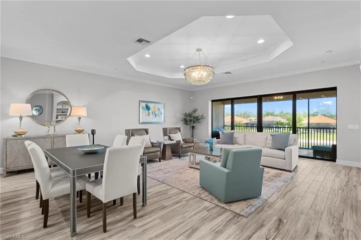 9673  Montelanico  LOOP, Naples, FL 34119