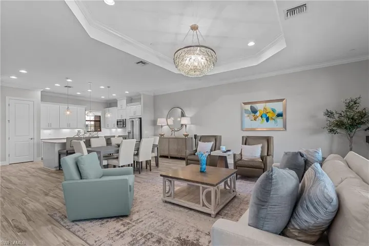 9673  Montelanico  LOOP, Naples, FL 34119