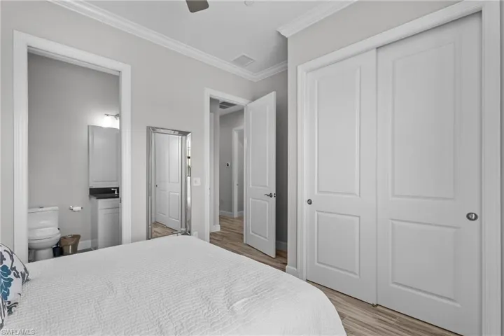 9673  Montelanico  LOOP, Naples, FL 34119