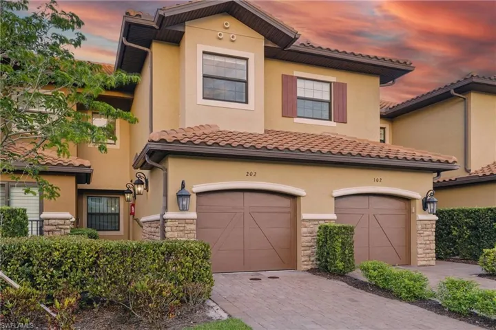 9673  Montelanico  LOOP, Naples, FL 34119