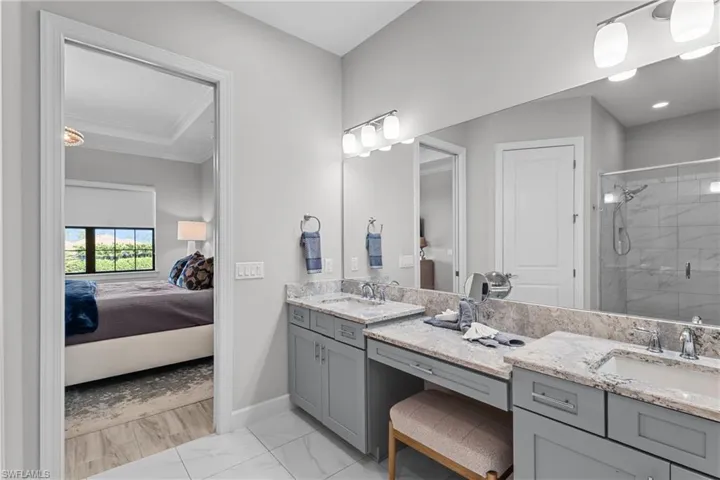9673  Montelanico  LOOP, Naples, FL 34119