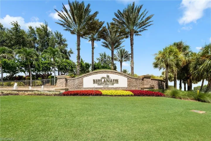 9673  Montelanico  LOOP, Naples, FL 34119