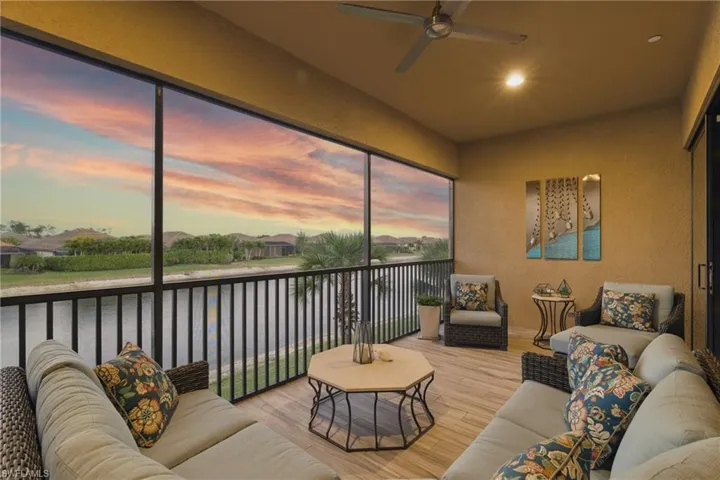 9673  Montelanico  LOOP, Naples, FL 34119