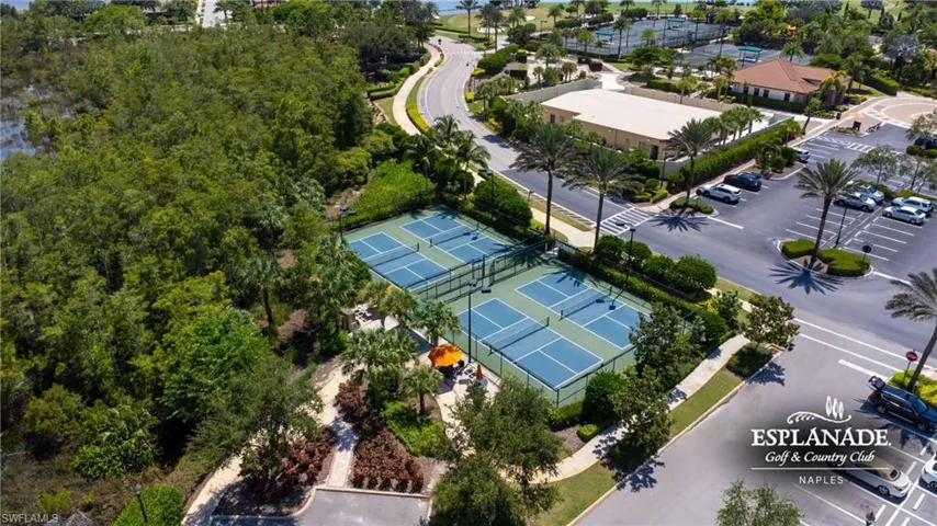 9673  Montelanico  LOOP, Naples, FL 34119
