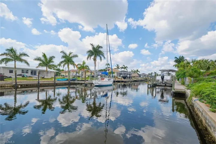 5050  Sorrento  CT, Cape Coral, FL 33904