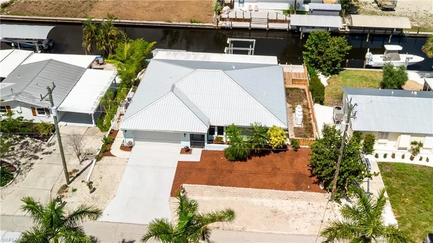 16201 Porto Bello St, Bokeelia, Florida 33922