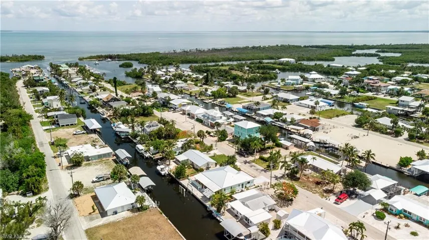 16201 Porto Bello St, Bokeelia, Florida 33922