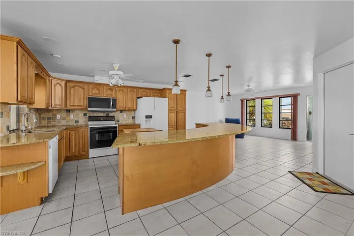 16201 Porto Bello St, Bokeelia, Florida 33922
