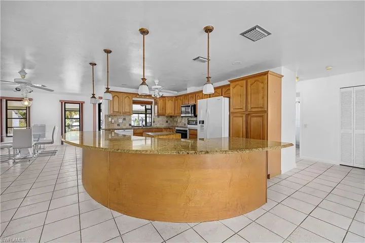 16201 Porto Bello St, Bokeelia, Florida 33922