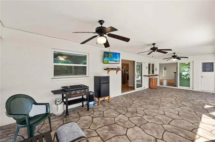 19897 Midway Blvd, Port Charlotte, Florida 33948