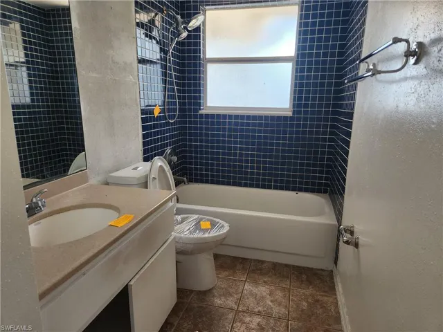 621 Sw 21st Ln, Cape Coral, Florida 33991