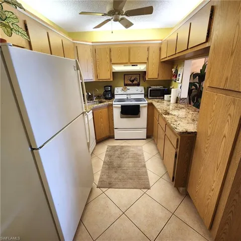 9950 Sailview Ct 16, Fort Myers, Florida 33905
